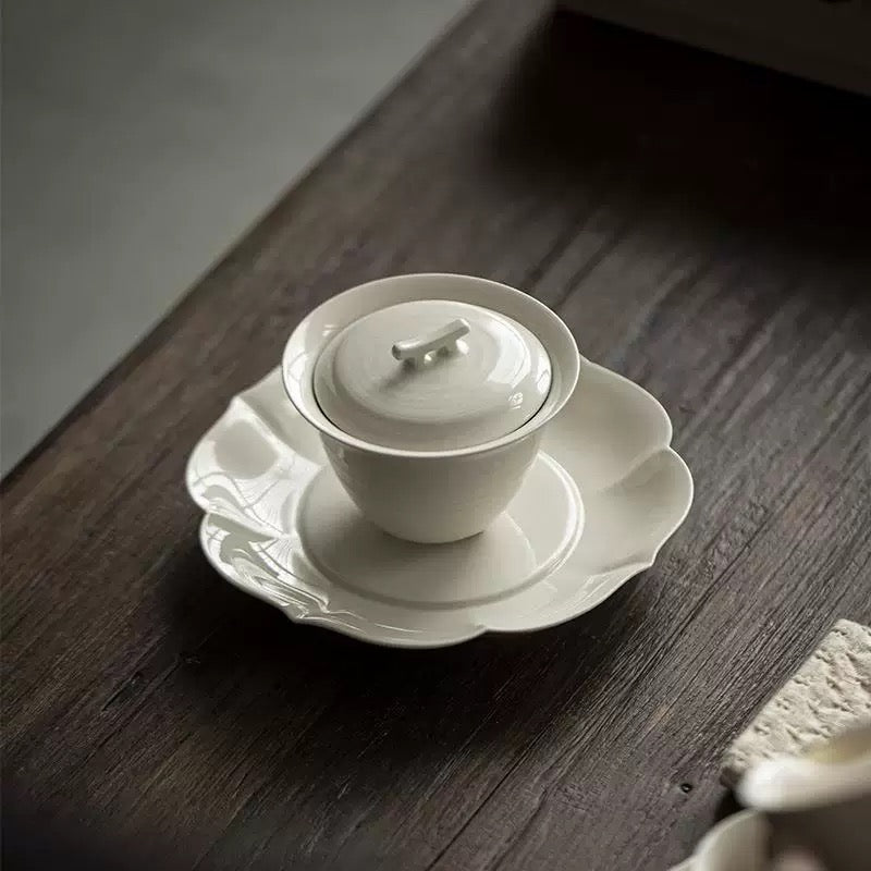 Plant-Ash Glazed Tripod Tea Bowl 120ml Gaiwan