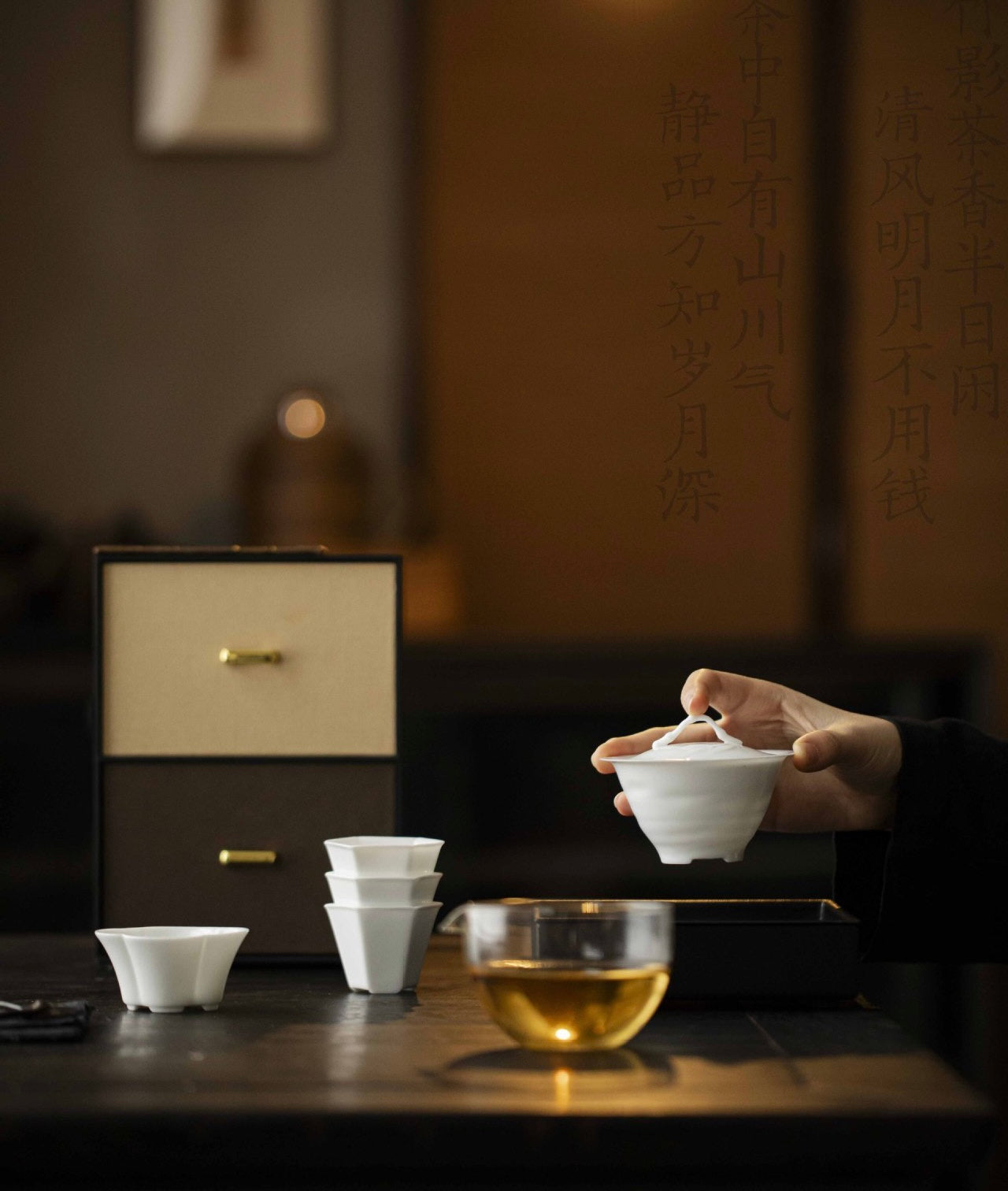 Double-layer storage box with jade clay white porcelain household ceramic lid bowl three-cup set