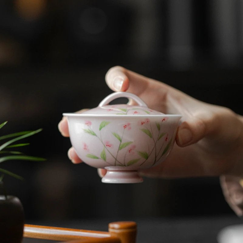 Covered bowl, hand-painted flower and grass pottery Gaiwan Set 120ml