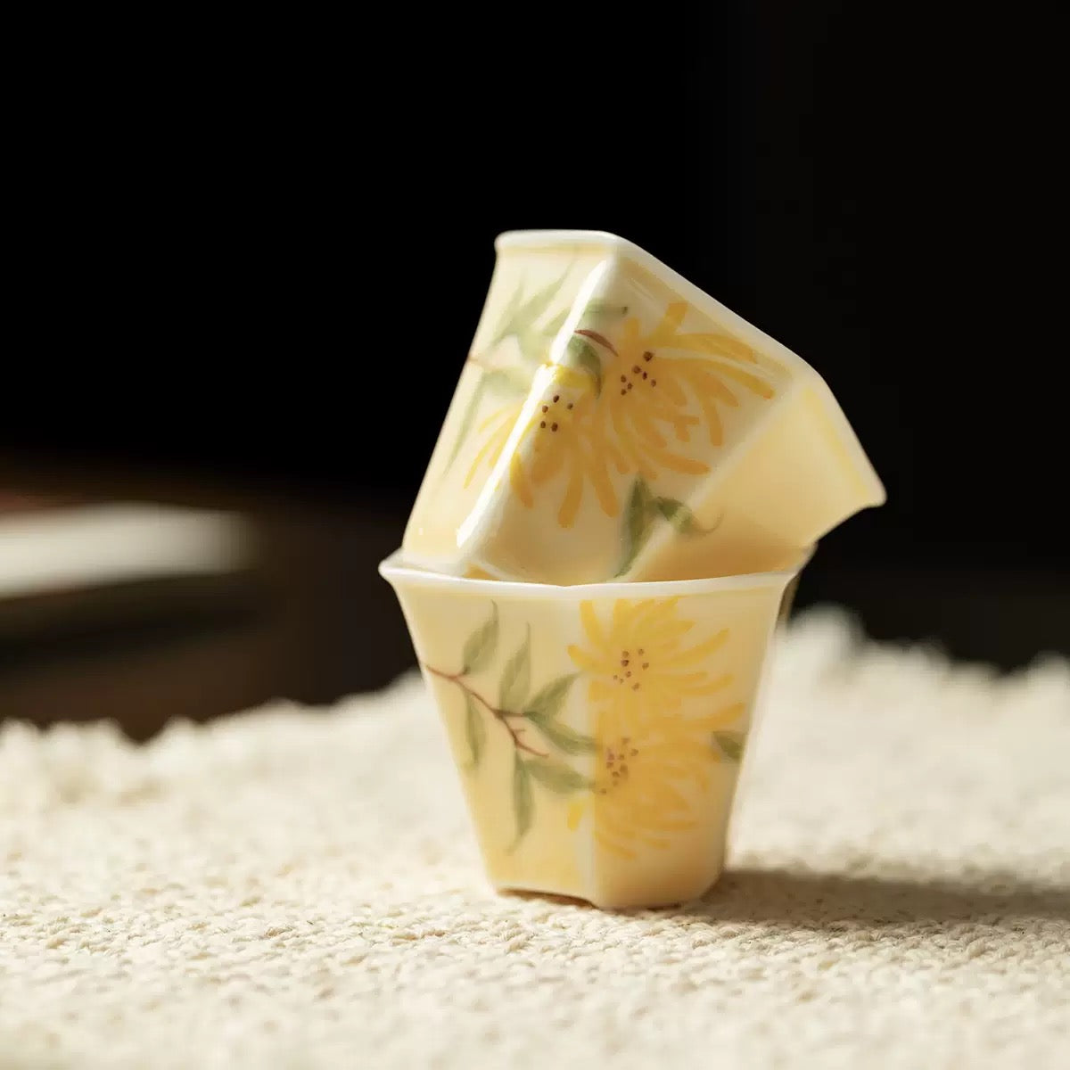 Hand-painted  Plum, Orchid, Bamboo, Chrysanthemum cover bowl with 2 teacups