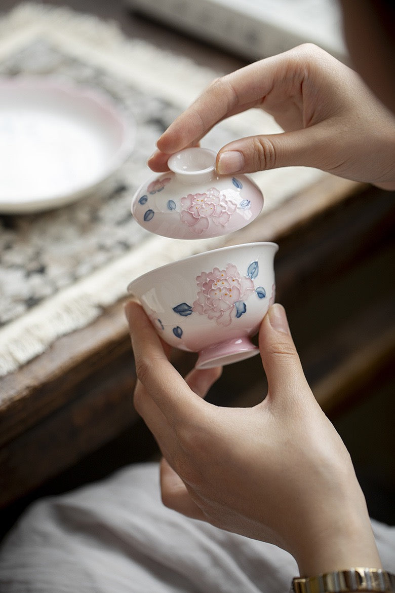 Colourful hand-painted peony lid bowl Gaiwan 90ml