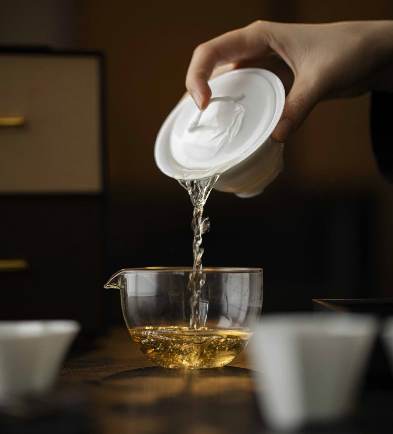 Double-layer storage box with jade clay white porcelain household ceramic lid bowl three-cup set