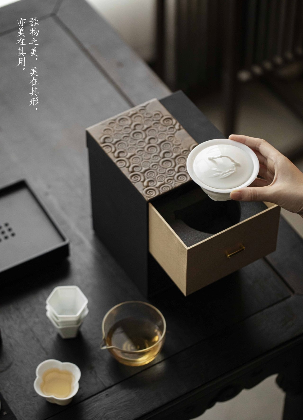 Double-layer storage box with jade clay white porcelain household ceramic lid bowl three-cup set