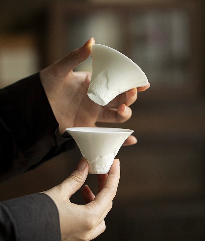 Mountain Design Ceramic Tea Set Gift Set