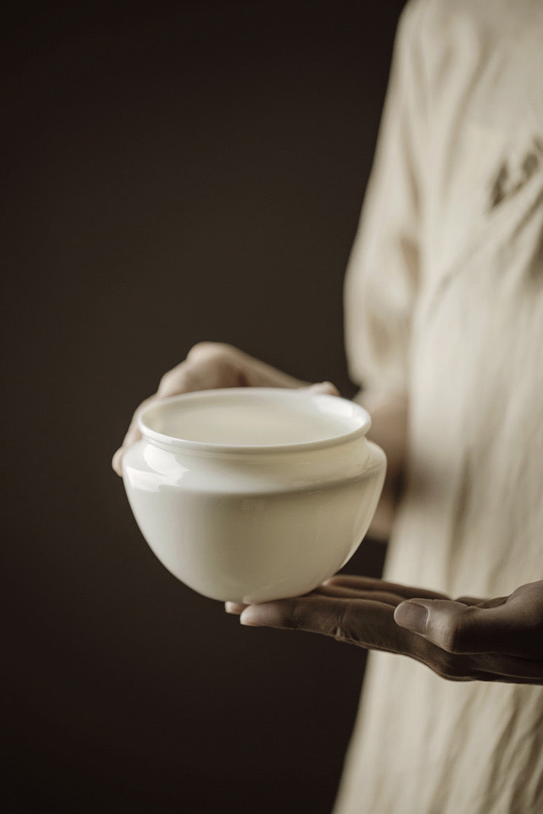 ELEGANT JADE WHITE PORCELAIN 100ML GAIWAN