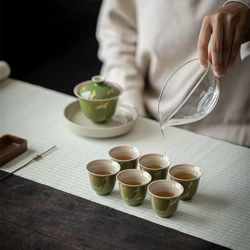 Gold crane ceramic Chinese tea set with pot holder gift box