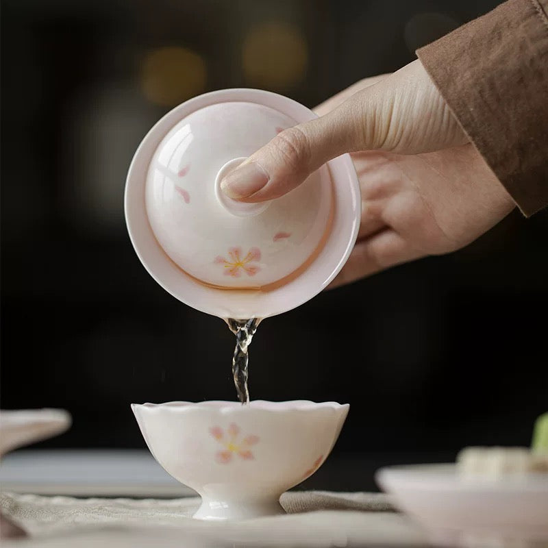 Hand-painted Cherry Blossom Ceramic Lidded Gongfu Tea Bowl 110ml Gaiwan