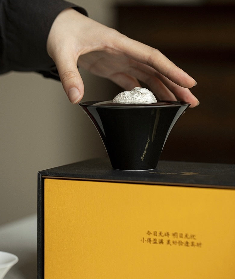 Mountain Design Ceramic Tea Set Gift Set